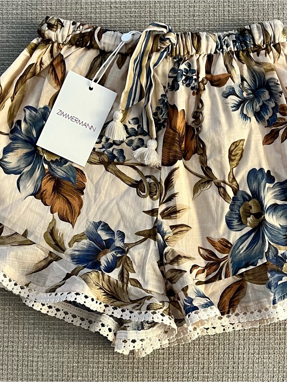 Zimmermann Cream Floral Lace-Trim Drawstring Aliane Short